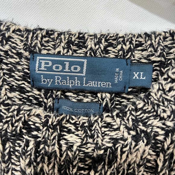 Men’s sweater in a very good condition - Picture 3 of 5